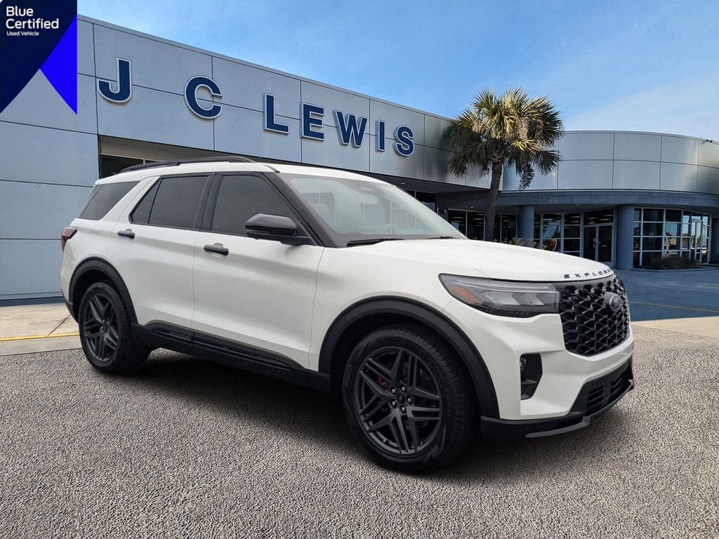 2026 Ford Explorer ST in Star White Metallic Tri-Coat — front three-quarter view