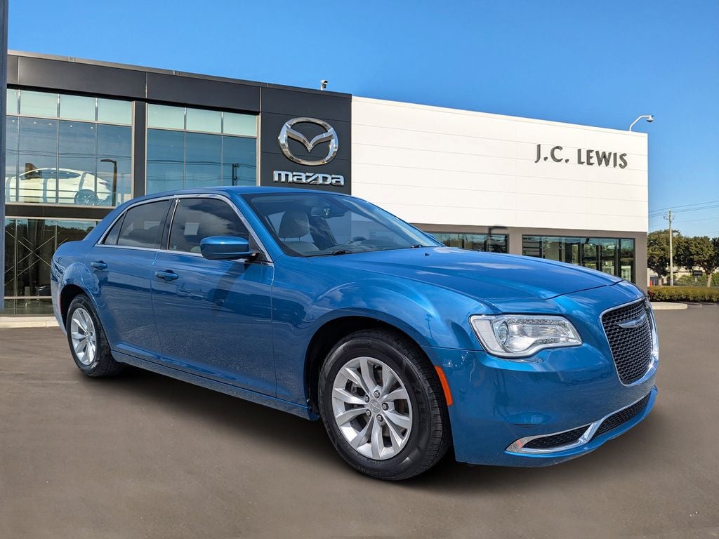 2022 Chrysler 300 Touring in Frostbite — front three-quarter view