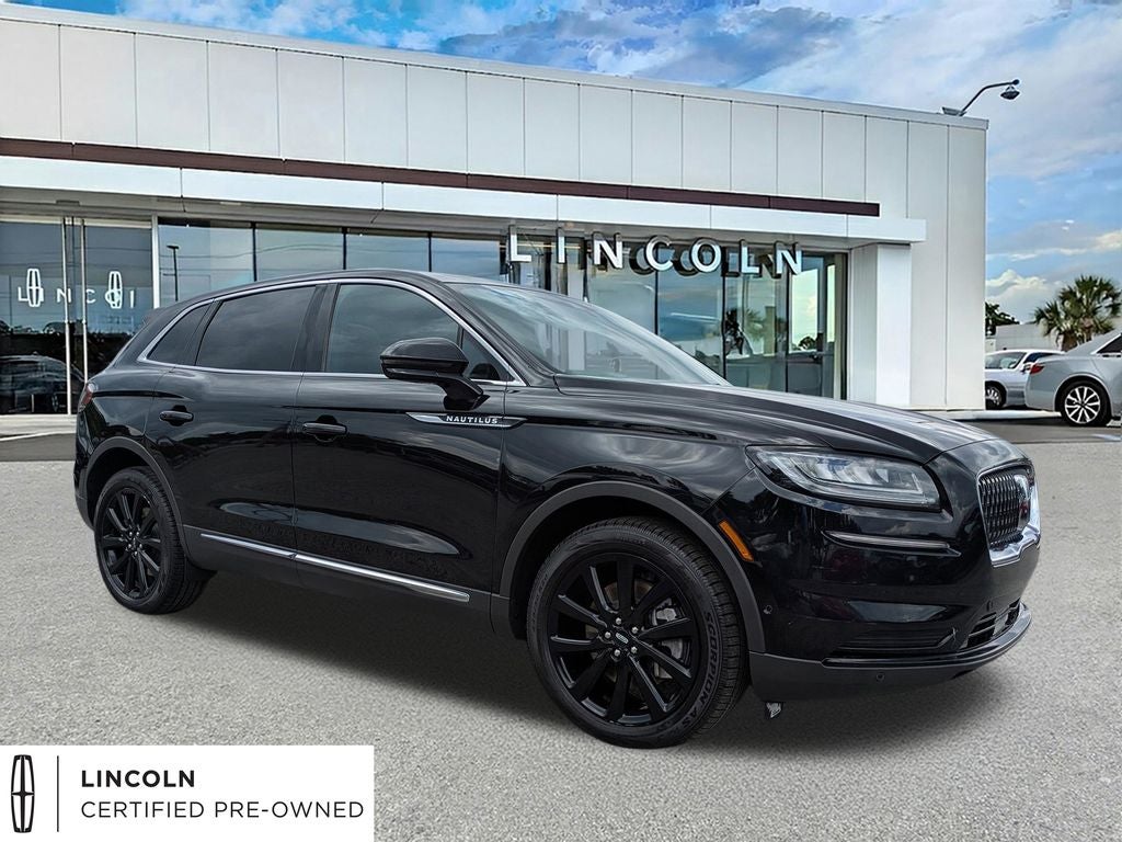 2023 Lincoln Nautilus Reserve in Infinite Black Metallic Clearcoat — front three-quarter view