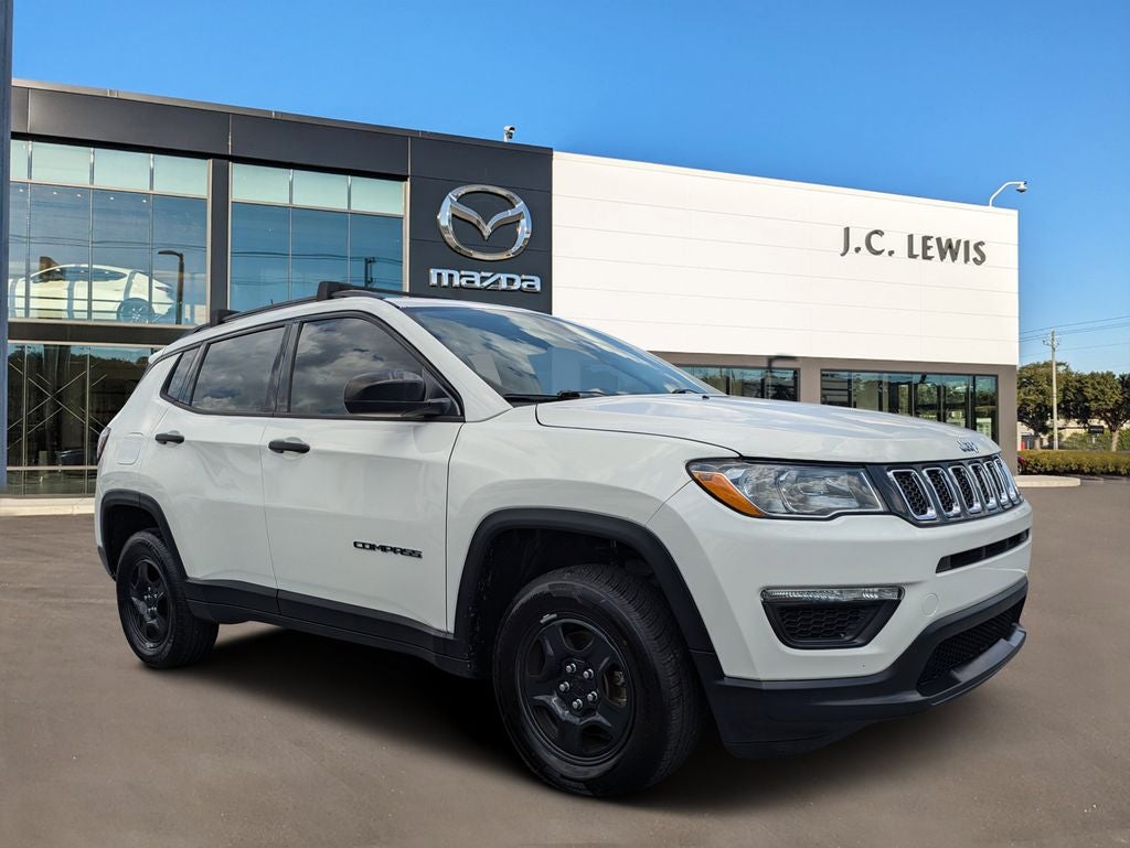 2018 Jeep Compass Sport in White Clearcoat — front three-quarter view