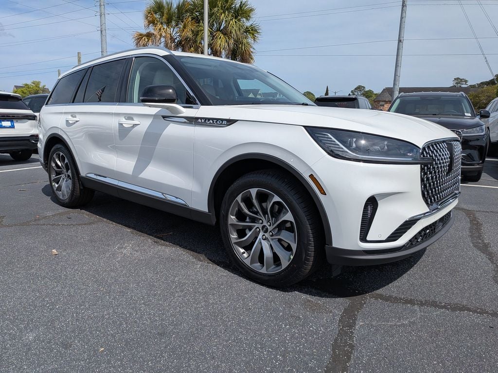 2026 Lincoln Aviator — side profile view